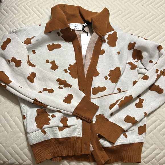 Brand new daisy street cow print set (purchased separately but selling as a SET) - Picture 8 of 9